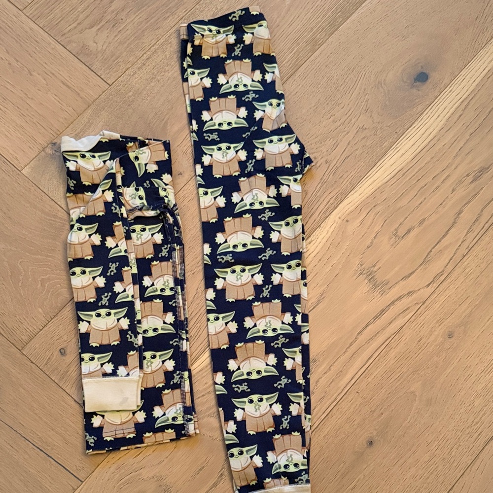 Hanna Anderson Mandalorian Grogu Print Pajama Set